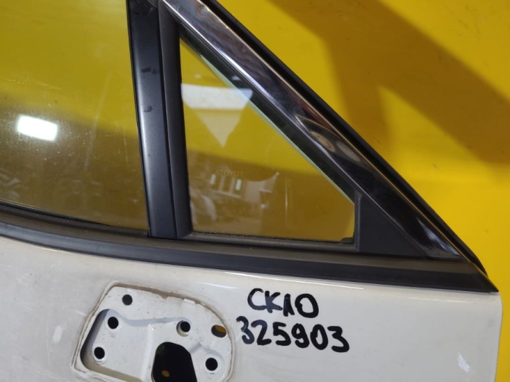 68125-42020 | Стекло двери глухое передн. прав. TOYOTA RAV4 18-