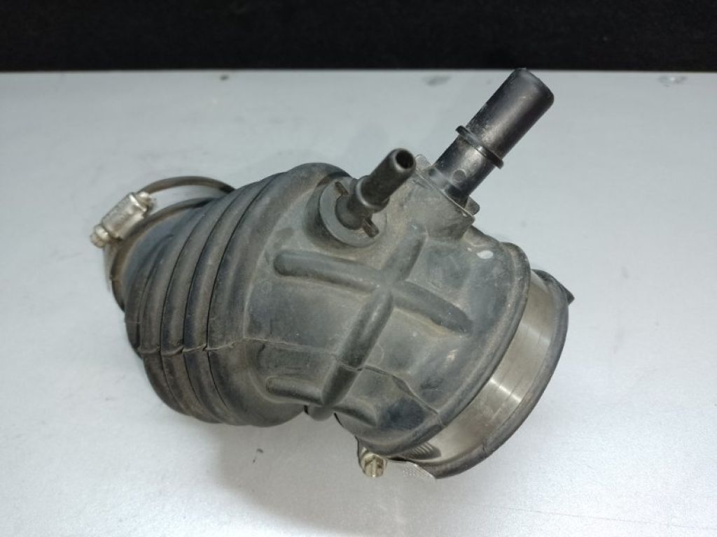CP9Z-9C623-A | патрубок повітряного фільтра FORD FOCUS 10-18