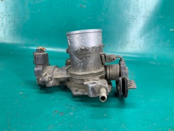 Дросельна заслінка TOYOTA YARIS 00-05
