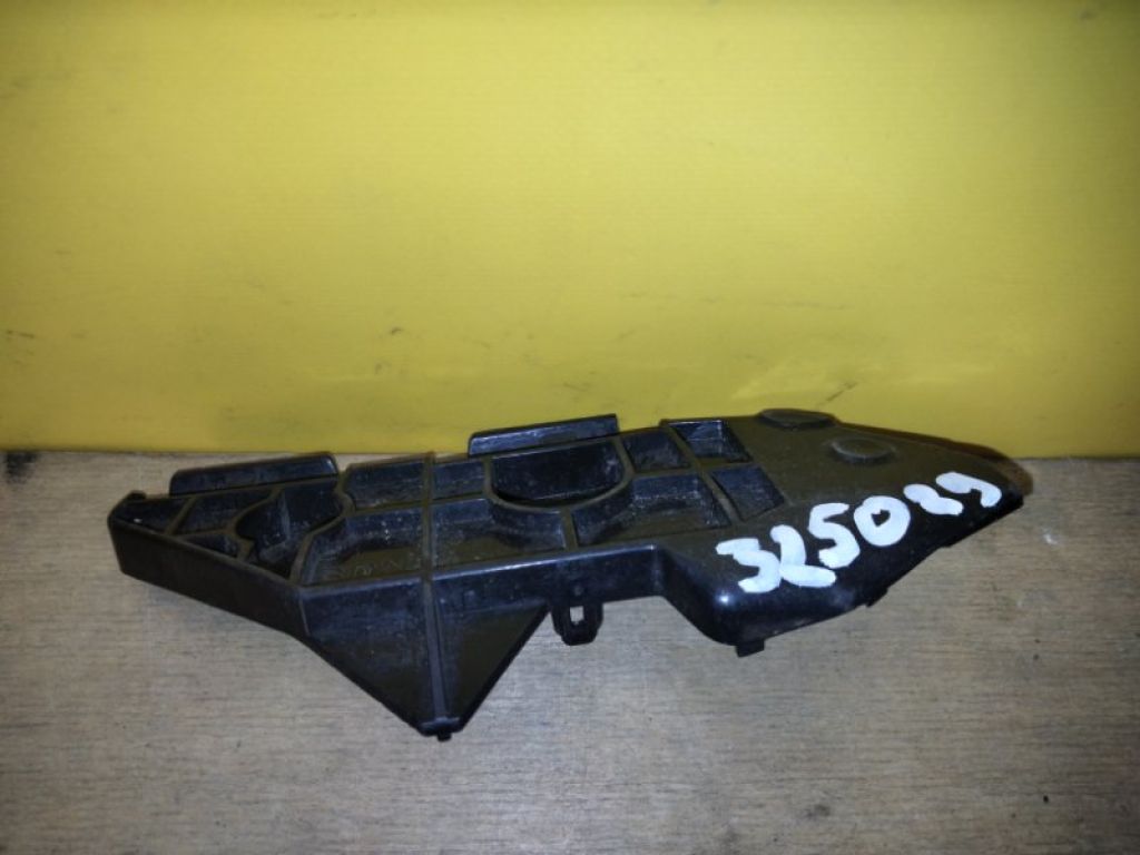 5215802020 | Кронштейн заднього бампера лів. TOYOTA COROLLA 150 06-13 - Фото 4