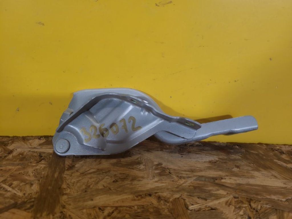 79120-J9000 | Петля капоту прав. HYUNDAI KONA OS 17-23