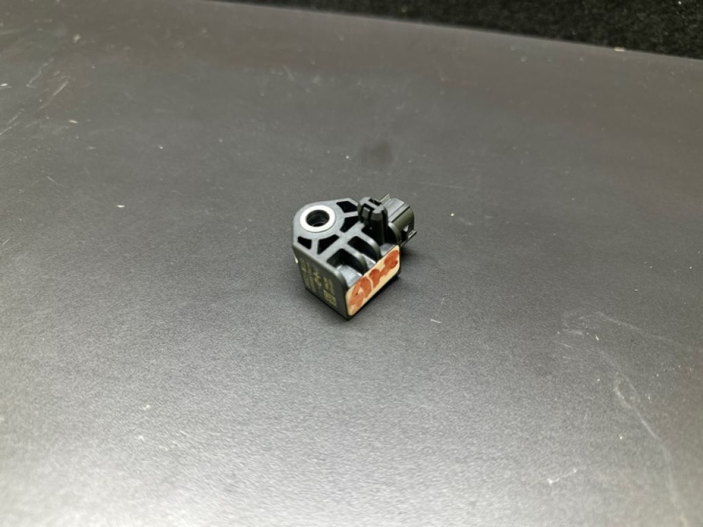 95920-F2000 | Датчик удара HYUNDAI ELANTRA AD 16- - Фото 2