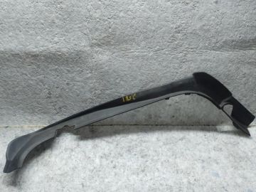 Накладка отвору багажника прав. LEXUS RX350/450 09-15