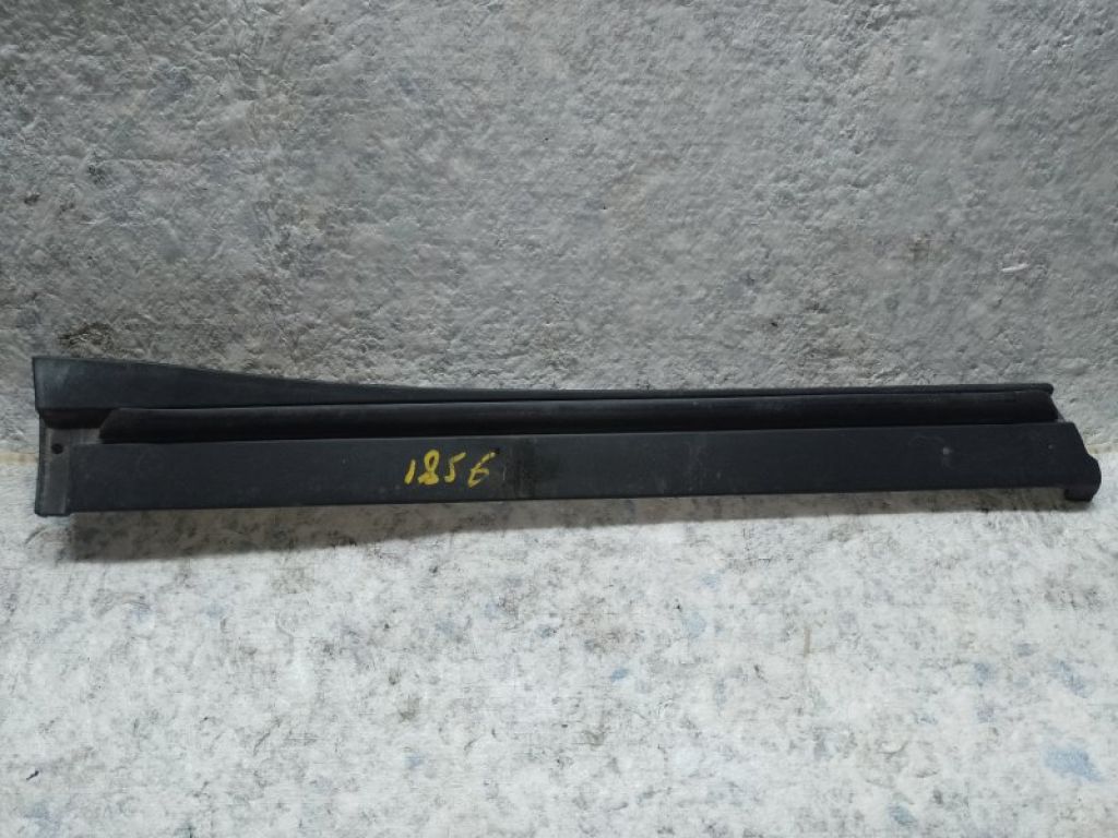 75745-48020 | Накладка двери внутренняя задн. прав. LEXUS RX350/450 09-15