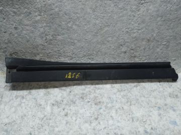 Накладка дверей внутрішня задн. прав. LEXUS RX350/450 09-15