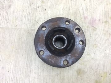 Ступица передн. прав. PORSCHE CAYENNE 10-18