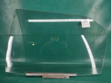 Стекло двери задн. лев. TOYOTA CAMRY 55 14-17