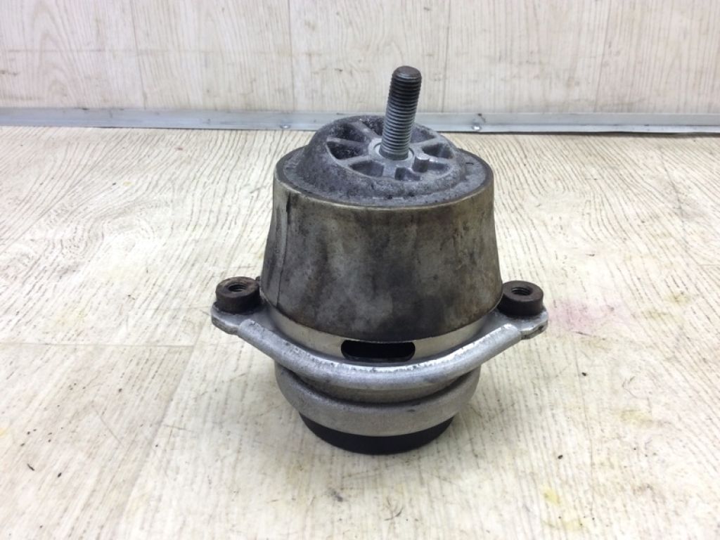 948 375 049 03 | Подушка двигателя лев. PORSCHE CAYENNE 10-18