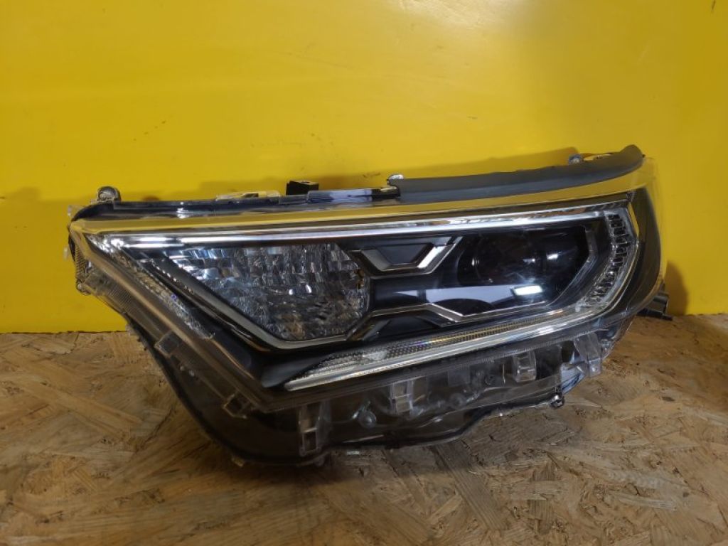 811500R160 | Фара лів. TOYOTA RAV4 18- - Фото 3