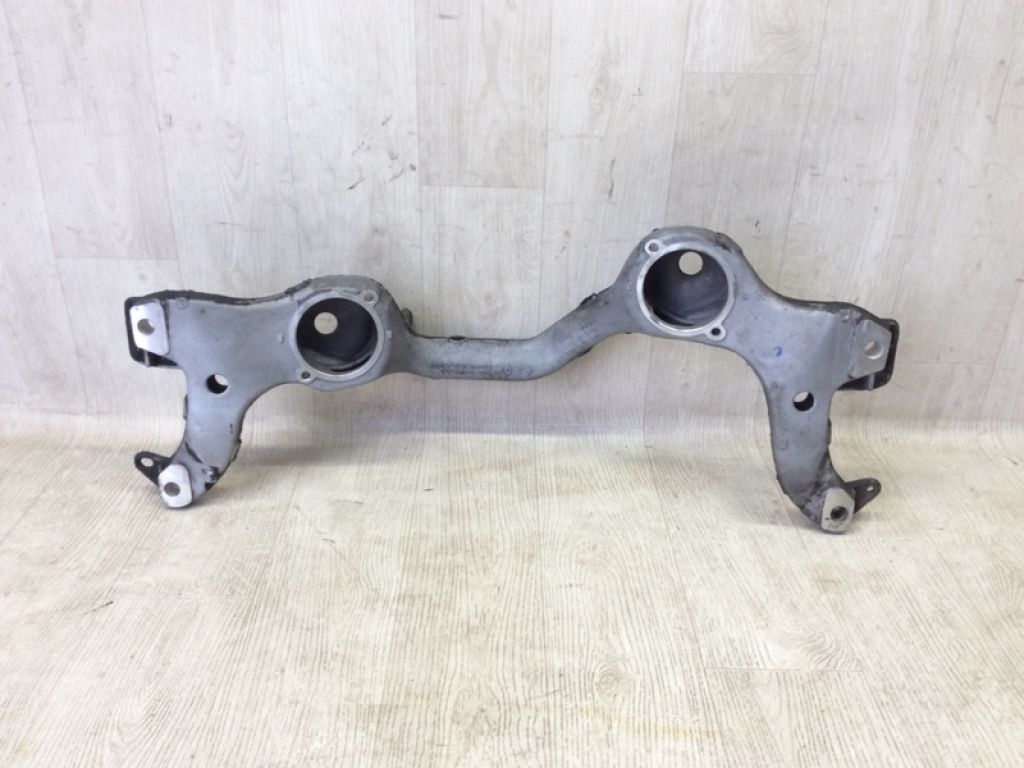 948 375 309 04 | Балка двигателя поперечная PORSCHE CAYENNE 10-18