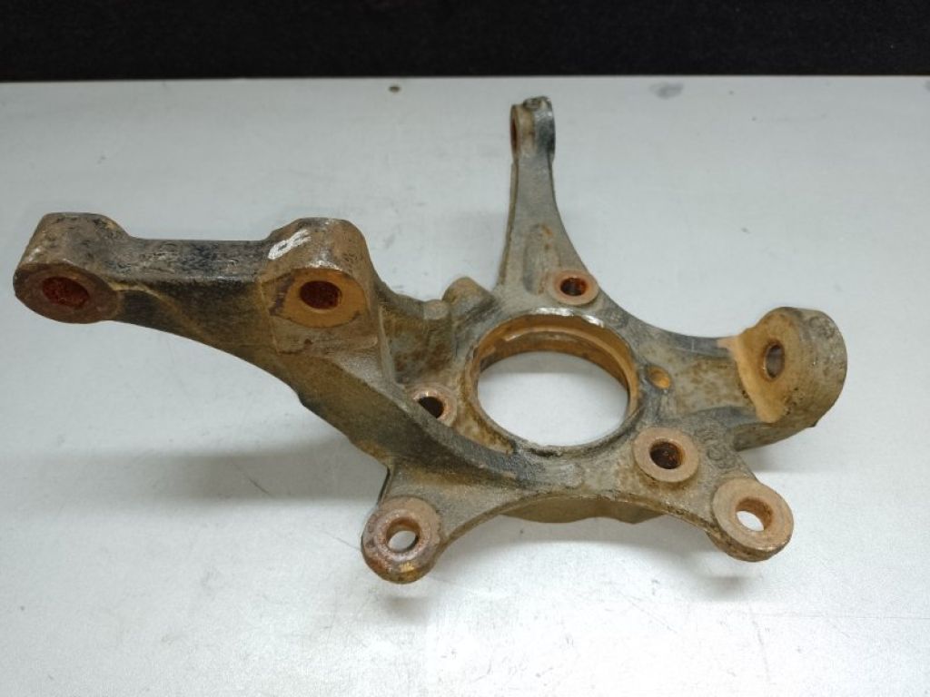 51716-F2000 | Кулак поворотний передн. прав. HYUNDAI ELANTRA AD 16- - Фото 2