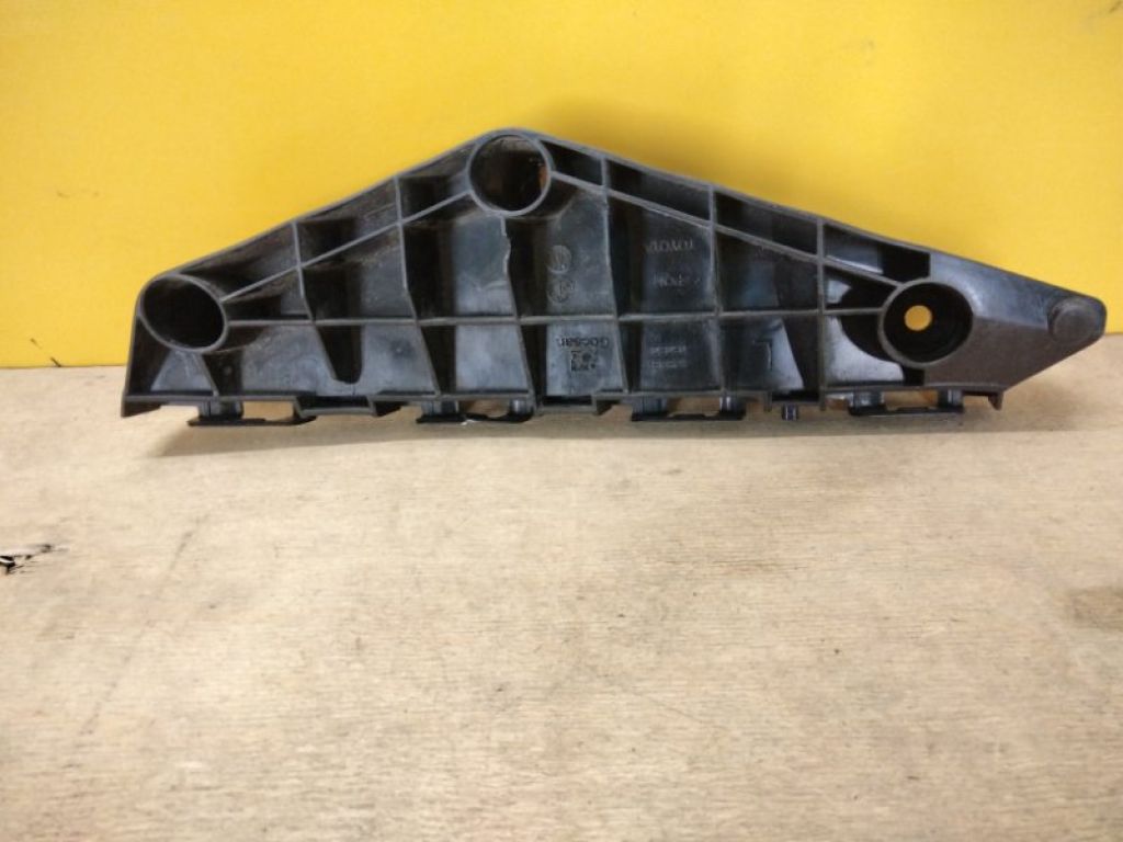 5253605050 | Кронштейн переднього бампера лів. TOYOTA AVENSIS 08-18