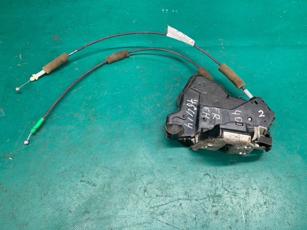 6903006200 | Замок двері передн. прав. TOYOTA CAMRY 40 06-11