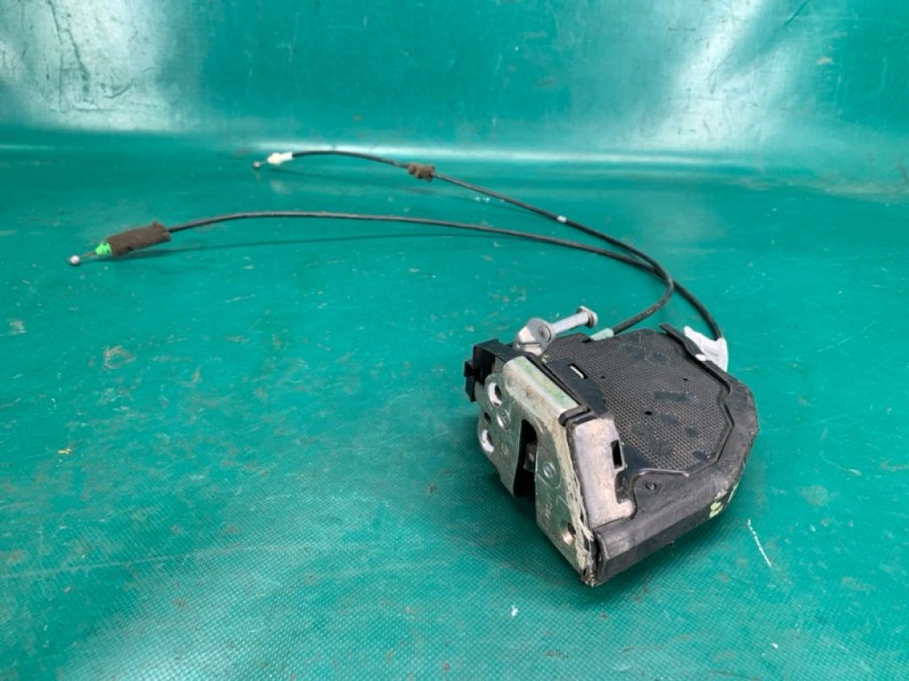 6906006100 | Замок двері задн. лів. TOYOTA CAMRY 40 06-11