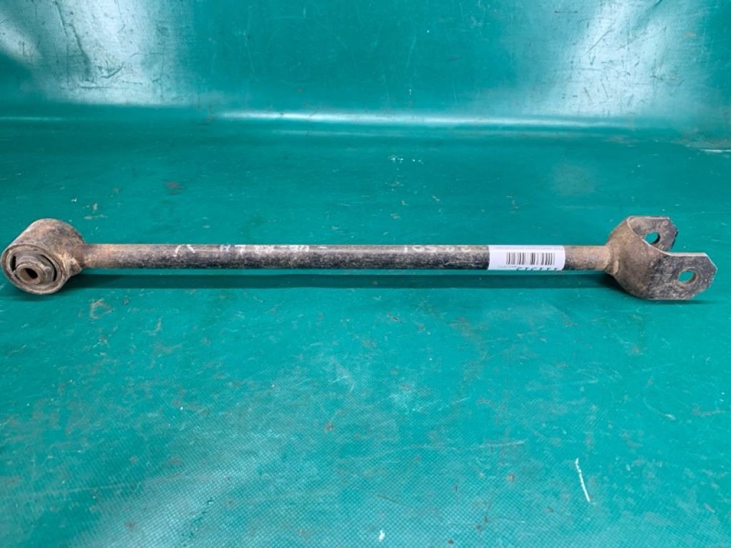 48780-07010 | Рычаг задней подвески продольный прав. TOYOTA CAMRY 40 06-11