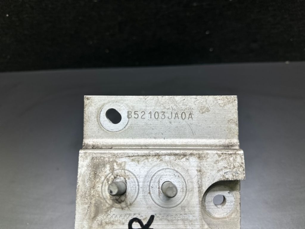 85210-3JA0A | Кронштейн підсилювача заднього бампера прав. INFINITI QX60/JX35 12-20 - Фото 3