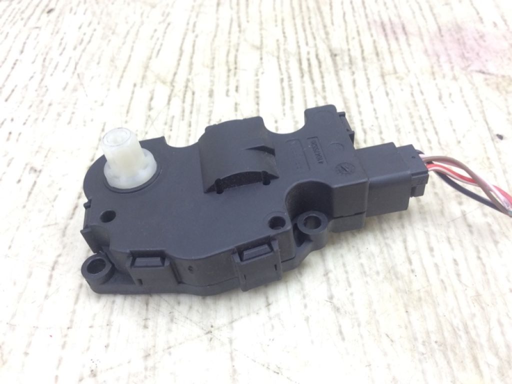 958 612 511 00 | Моторчик заслінки пічки PORSCHE CAYENNE 10-18 - Фото 2