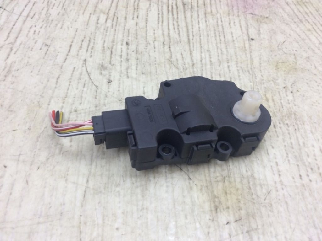 958 612 511 00 | Моторчик заслінки пічки PORSCHE CAYENNE 10-18 - Фото 2