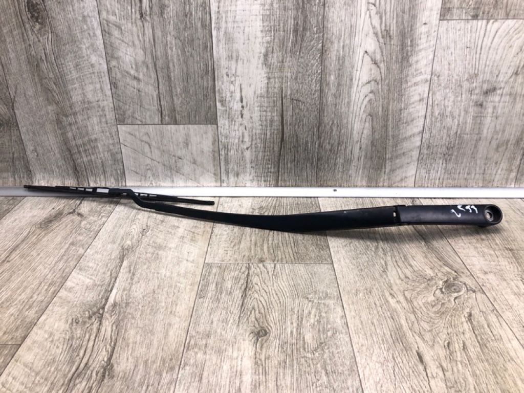 98321-M6000 | Повідець склоочисника передній прав. KIA FORTE BD 18-21