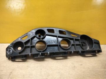 Кронштейн переднего бампера прав. LEXUS RX350/450 15-22