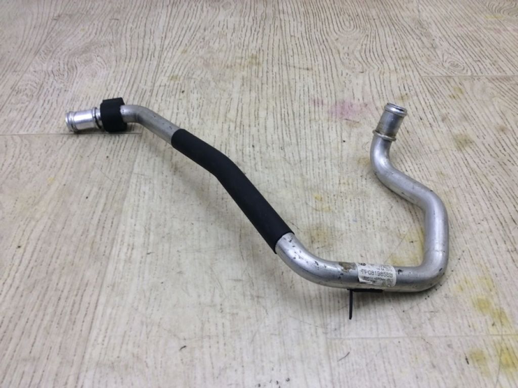 958 572 858 00 | Патрубок системи охолодження PORSCHE CAYENNE 10-18