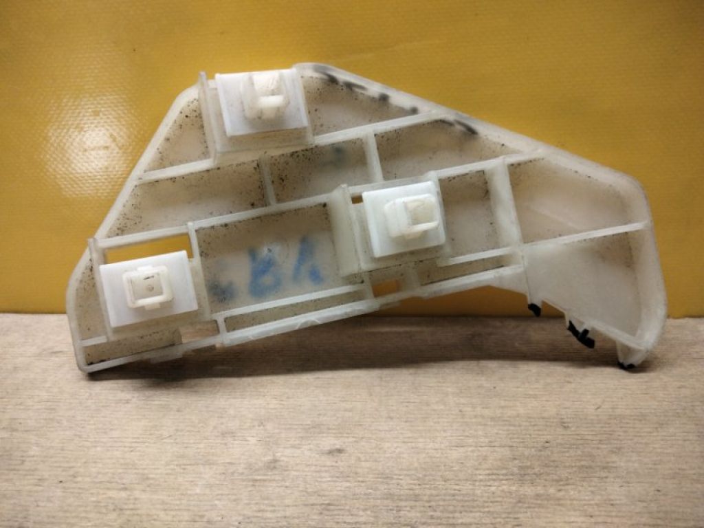 71193-S9A-000 | Кронштейн переднього бампера прав. HONDA CRV 02-06 - Фото 3