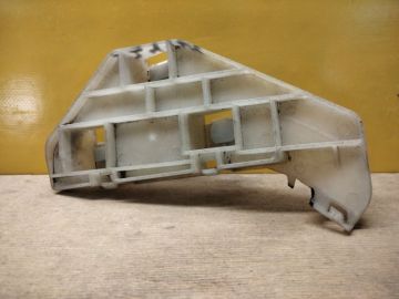 Кронштейн переднего бампера лев. HONDA CRV 02-06