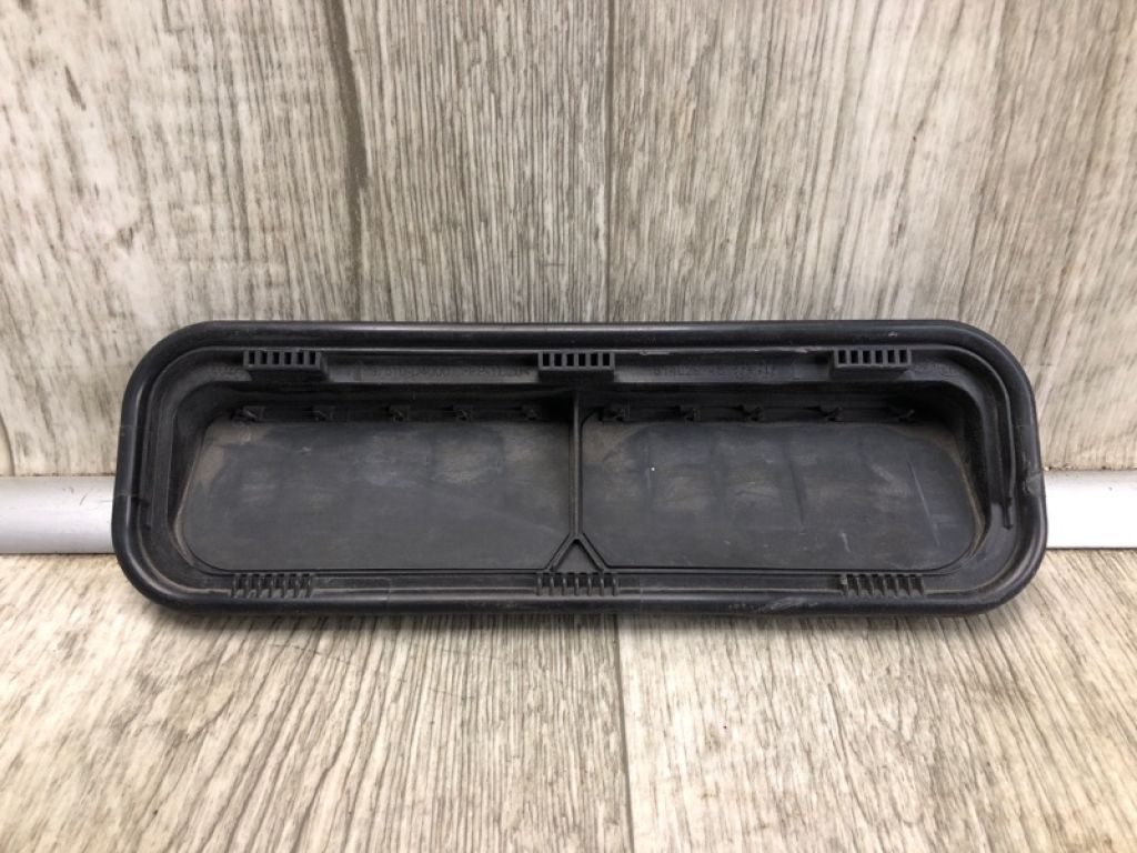 97510-D4000 | Клапан вентиляції салону задн. лів. KIA FORTE BD 18-21