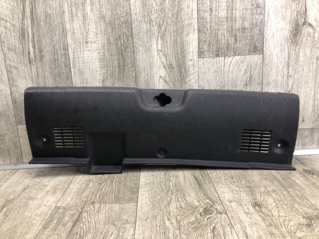 85770-F3000-TRY | Накладка панели багажника внутренняя HYUNDAI ELANTRA AD 16-