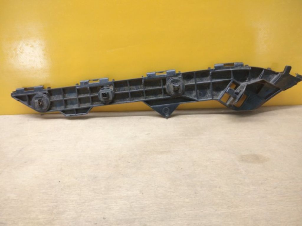 5215602040 | Кронштейн заднього бампера лів. TOYOTA COROLLA 150 06-13 - Фото 3