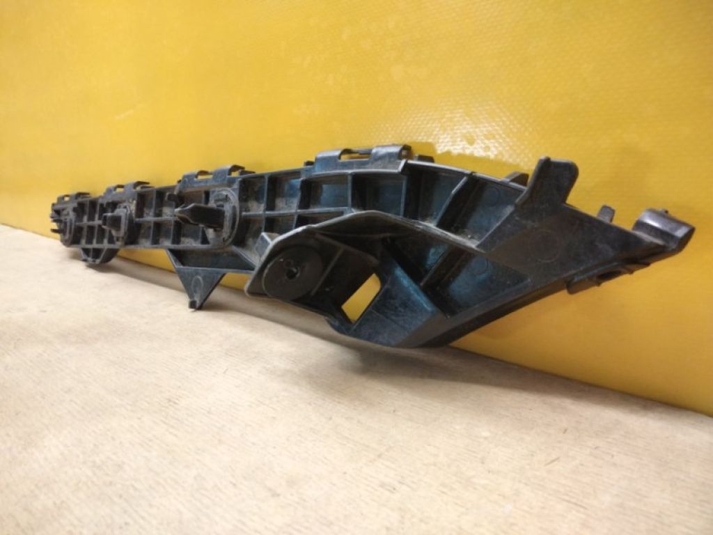 5215602040 | Кронштейн заднього бампера лів. TOYOTA COROLLA 150 06-13 - Фото 4