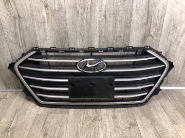Решітка радіатора HYUNDAI ELANTRA AD 16-