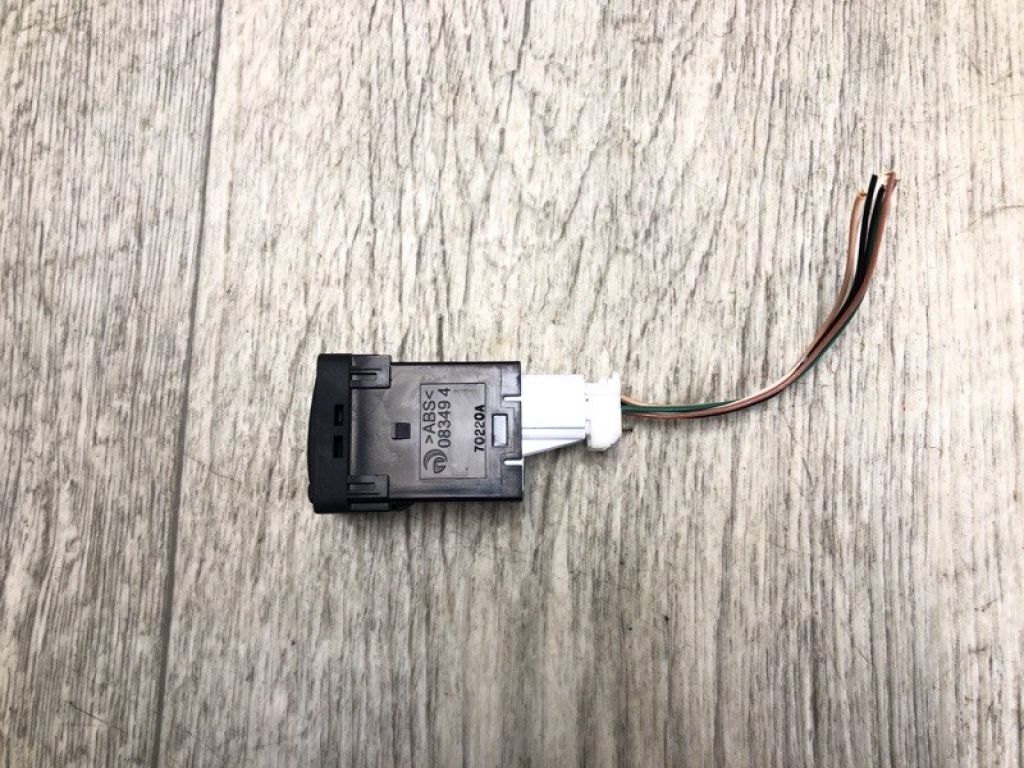 25134-3NF0A | Кнопка Парктроніка NISSAN X-TRAIL/ROGUE T32 13-20 - Фото 3