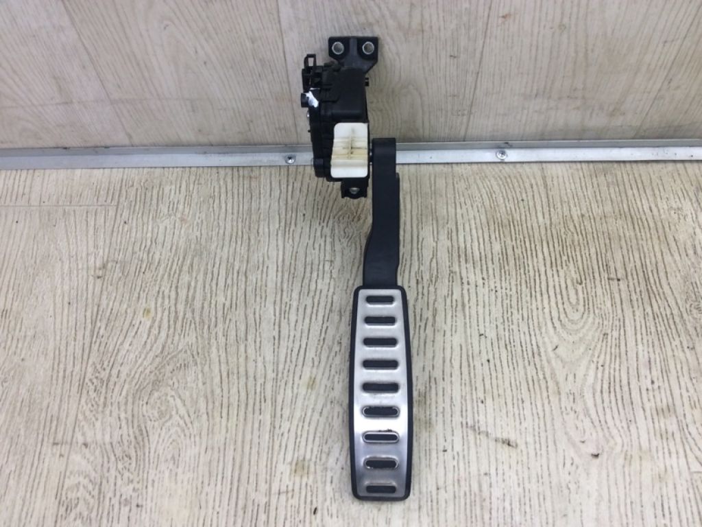 955 423 023 40 | Педаль газу PORSCHE CAYENNE 10-18