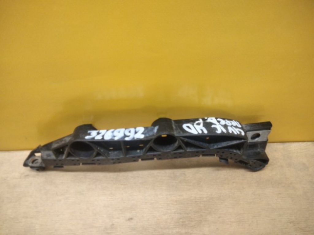 71198-SNB-003 | Кронштейн переднього бампера лів. HONDA CIVIC 4D 06-11 - Фото 2