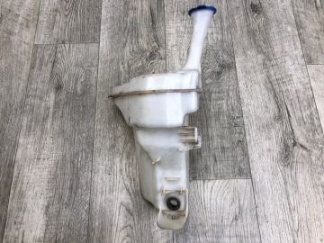 Бачок омивача HYUNDAI ELANTRA MD 10-15