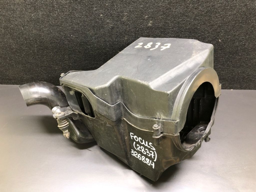 BV6Z-9600-C | Корпус повітряного фільтра FORD FOCUS 10-18 - Фото 2