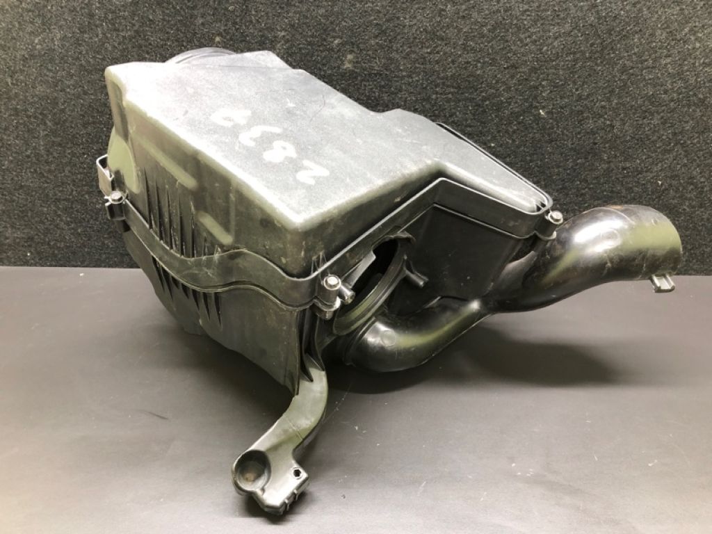 BV6Z-9600-C | Корпус повітряного фільтра FORD FOCUS 10-18 - Фото 3