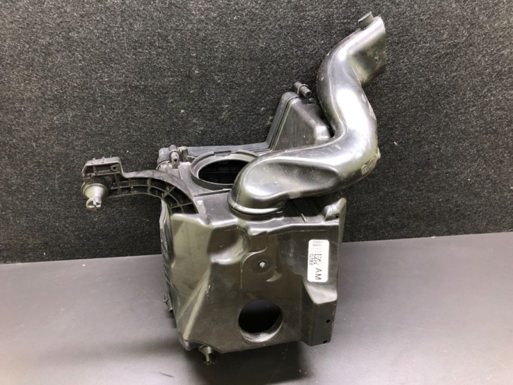 BV6Z-9600-C | Корпус повітряного фільтра FORD FOCUS 10-18 - Фото 4