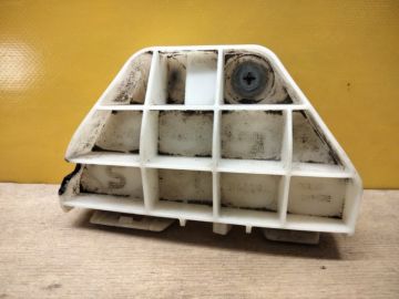 Кронштейн заднього бампера лів. TOYOTA COROLLA 150 06-13