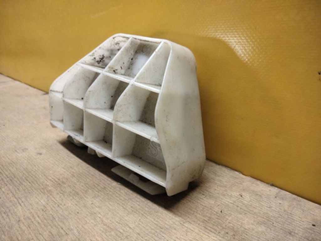 5256202140 | Кронштейн заднего бампера прав. TOYOTA COROLLA 150 06-13 - Фото 3