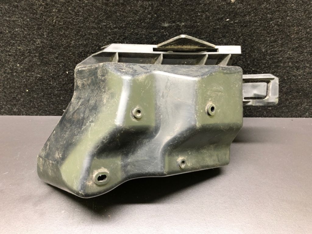 F1EZ-17788-B | Кронштейн заднього бампера лів. FORD FOCUS 10-18 - Фото 3