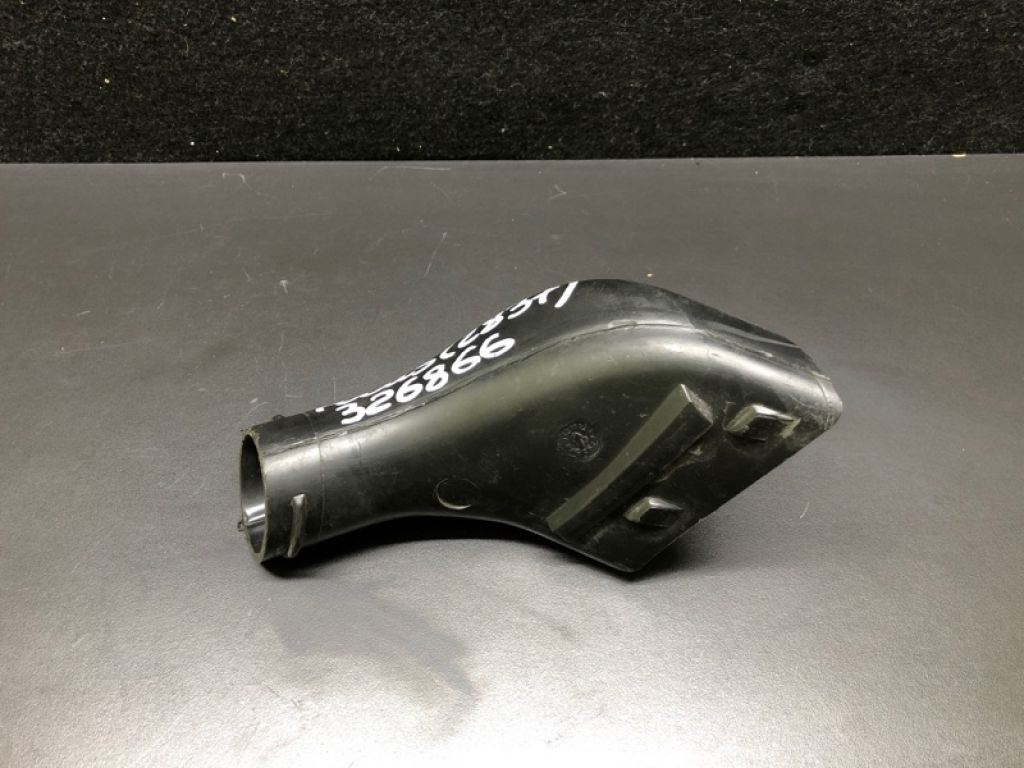 CP9Z-9C675-A | Патрубок воздушного фильтра FORD FOCUS 10-18 - Фото 2