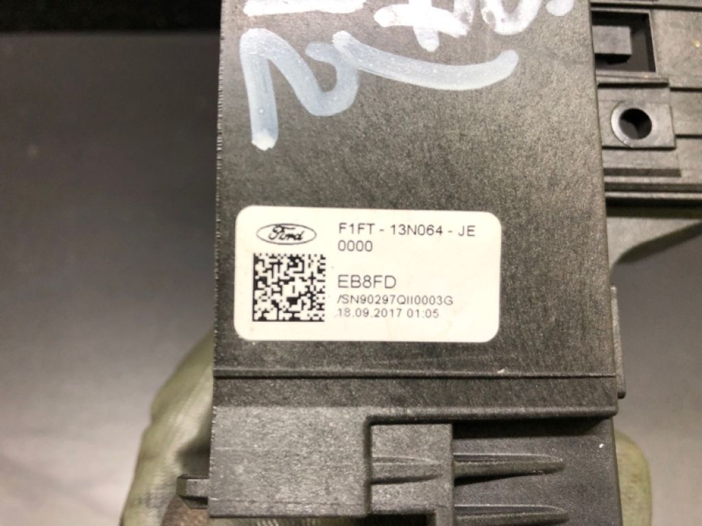 F1FZ-3F791-A | Датчик кута повороту керма FORD FOCUS 10-18 - Фото 5