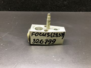 Клапан кондиціонера FORD FOCUS 10-18