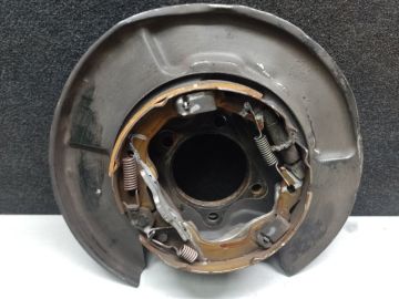Тормозной механизм задн. прав. TOYOTA CAMRY 55 14-17