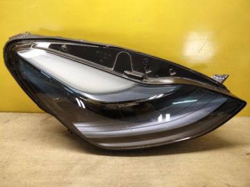 Фара прав. TESLA MODEL 3 17-