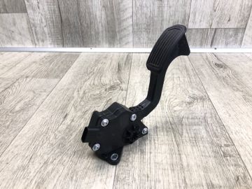 Педаль газа TOYOTA RAV4 13-19