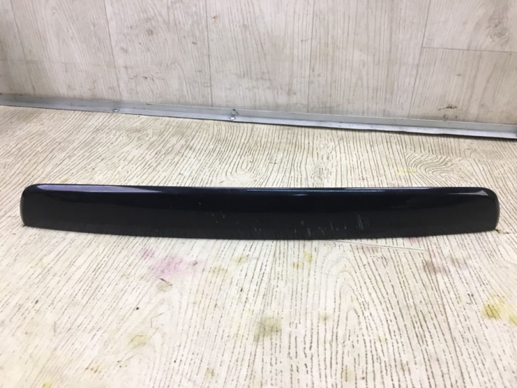 95851257602G2X | Панель подсветки номера PORSCHE CAYENNE 10-18