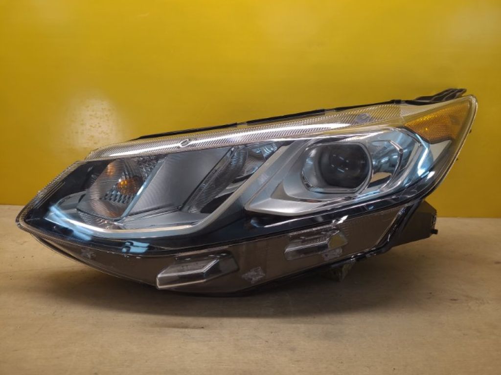 23390978 | Фара лев. CHEVROLET VOLT 15-19